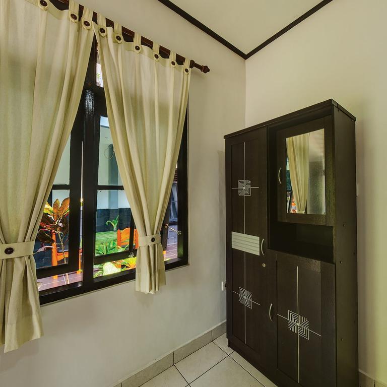 Tirta Yoga Inn Padangbai  Ruang foto